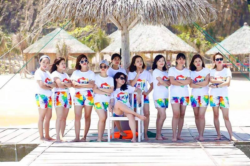 áo phông nhóm đi biển, áo đồng phục đi biển, áo thun nhóm đi biển, áo thun đồng phục đi biển, áo phông đồng phục đi biển, áo phông nhóm đi biển, áo thun đi biển cho nhóm, mẫu áo phông đồng phục đi biển, áo đồng phục nhóm đi biển