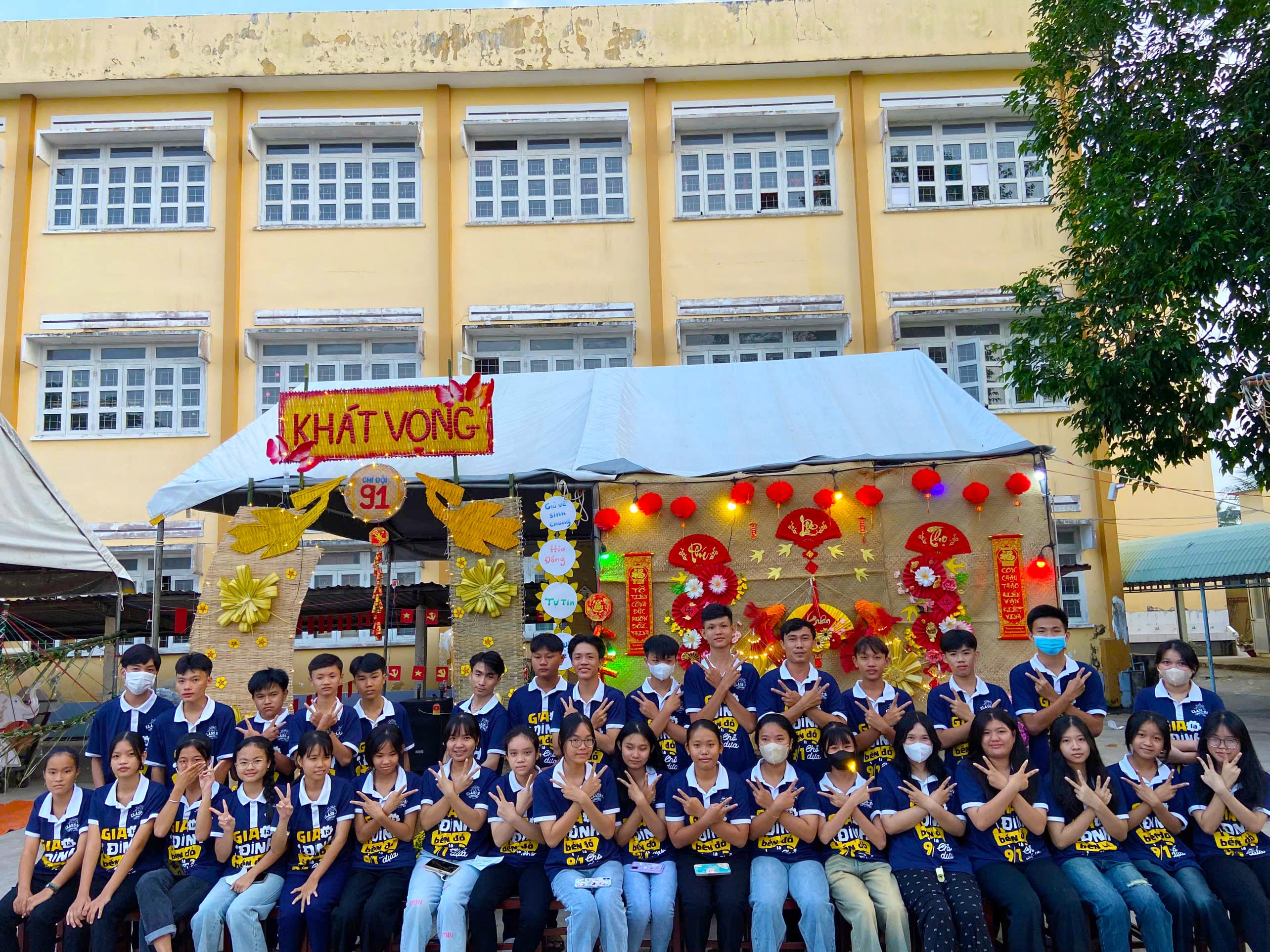 áo lớp có cổ, áo đồng phục lớp có cổ, mẫu áo lớp có cổ, ảnh thật áo lớp có cổ, mẫu áo lớp có cổ màu xanh đen